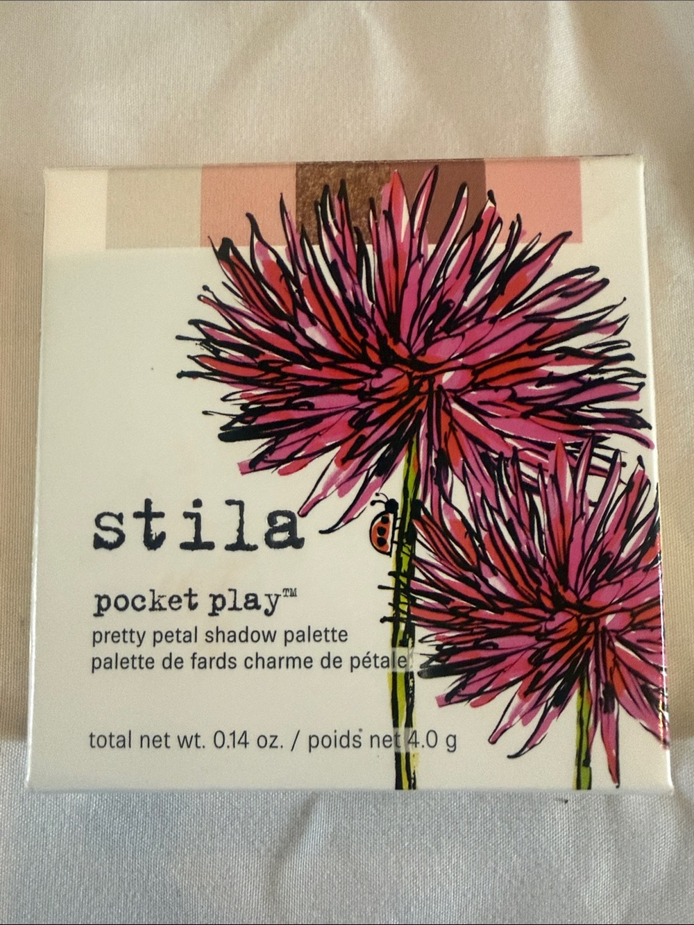 Stila pocket play Compact Eyeshadow Palette